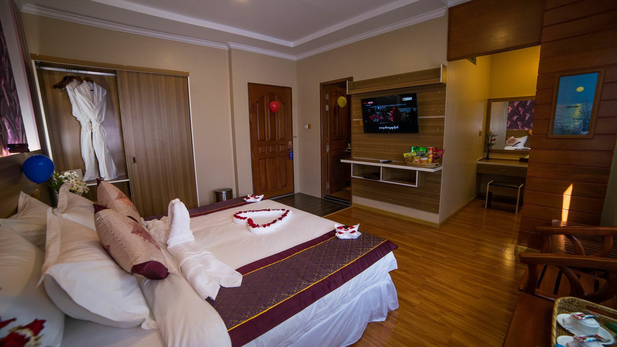 Win Unity Hotel Mandalay Exterior photo